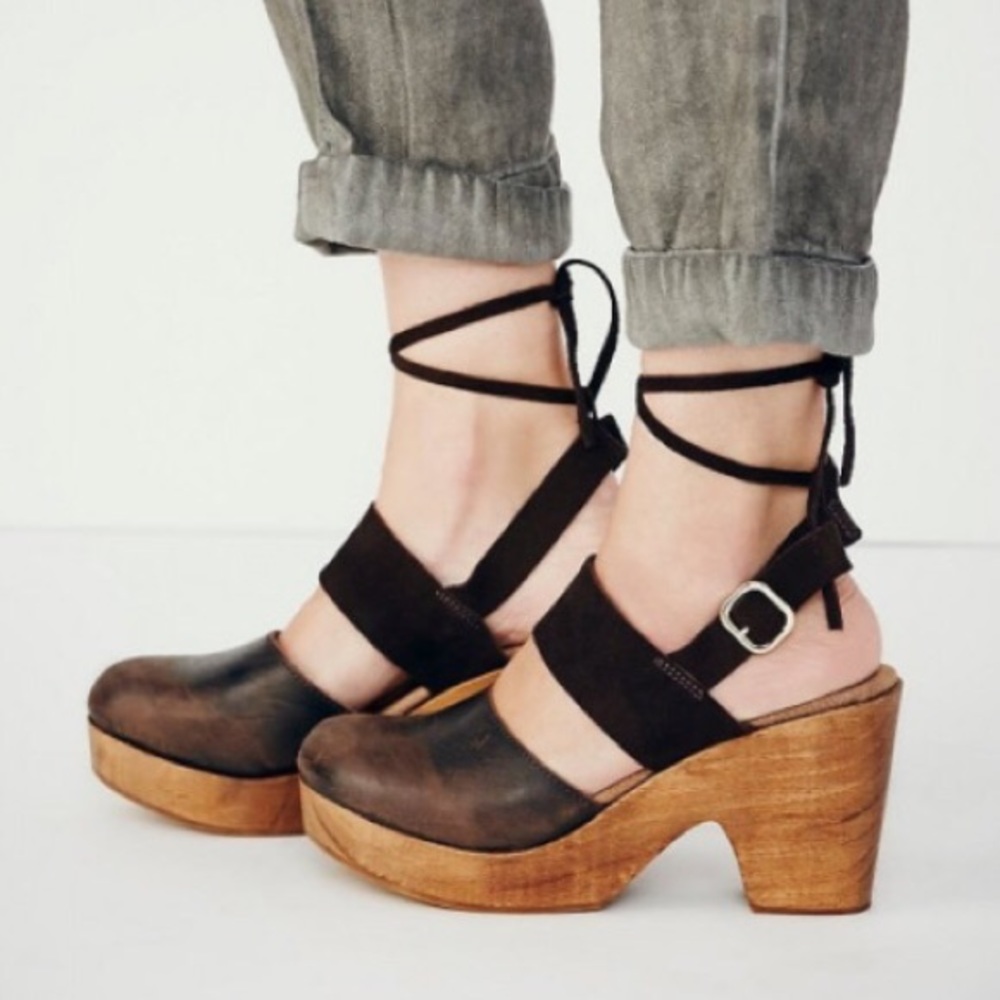 Free People ~ Belmont Clog